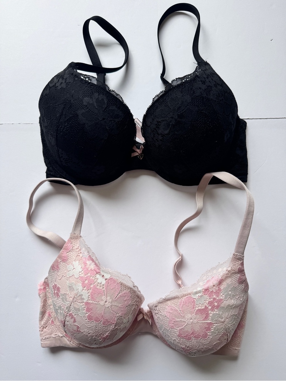 Bundle of 2 Victoria's Secret Bra Body By Victoria Perfect Shape Sz 32DD